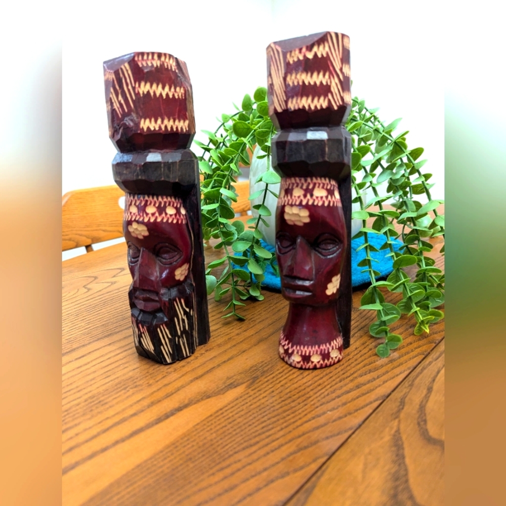 - 2 Tiki heads. Jamaica. Wooden. Hand carved. Souvenirs. Tiki bar decor. E…